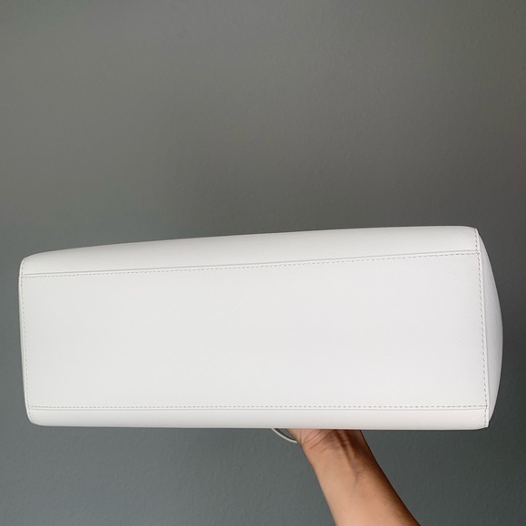 Tory Burch Large Emerson Buckle Leather Tote - Picture 5 of 8